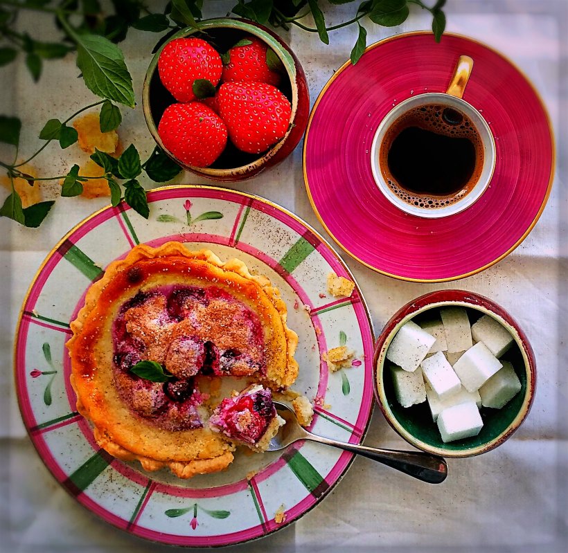 Creamy Cheese Tartelettes